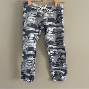 Monrow Mini Purple Gray Camo Sweatpant Sz 6